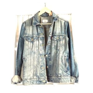 Levi’s denim jacket